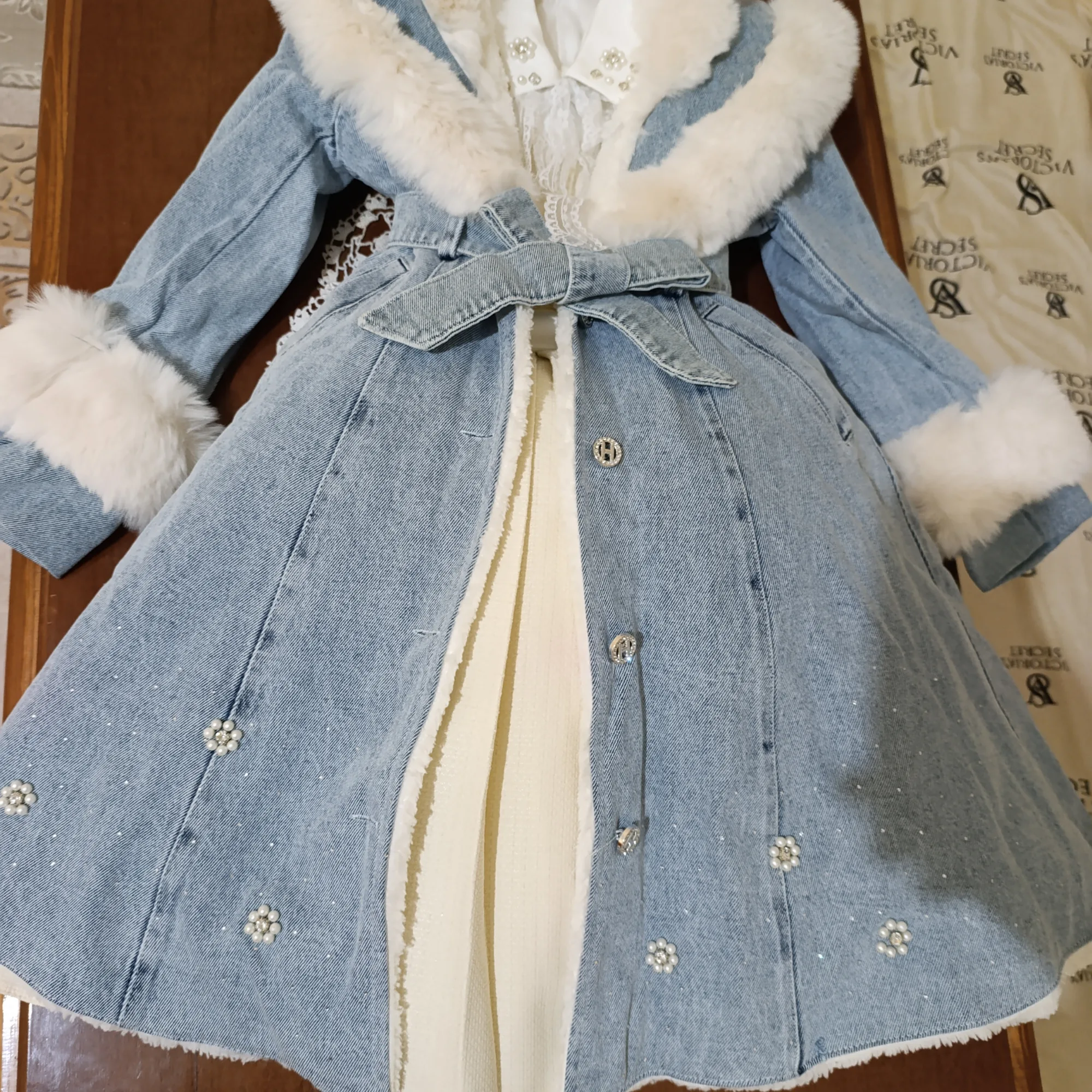 معطف جينز و فستان تركي فاخر للعيد